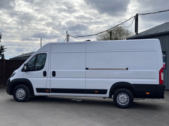 2025 Peugeot Boxer