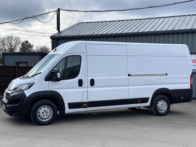 2025 Peugeot Boxer