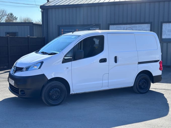2025 Nissan Nv200