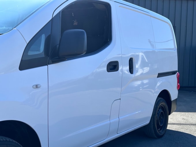 2025 Nissan Nv200