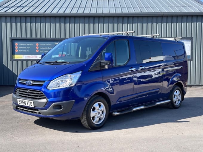 2025 Ford Transit Custom