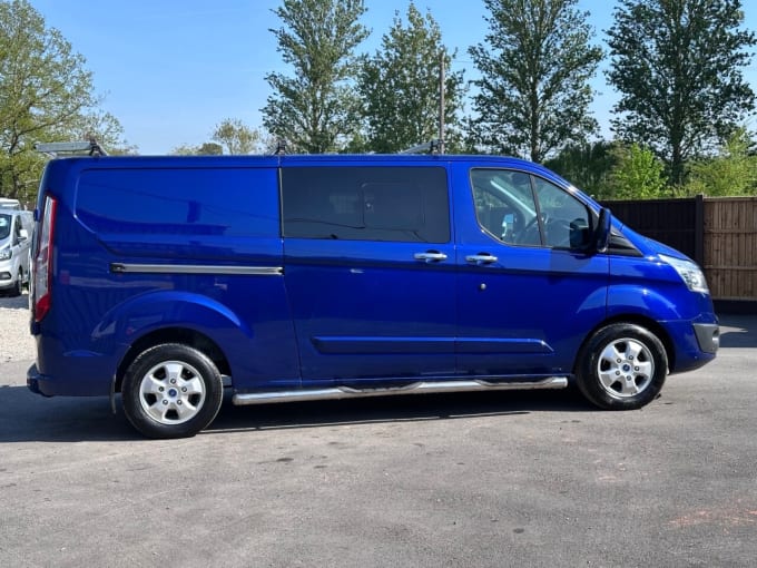 2025 Ford Transit Custom