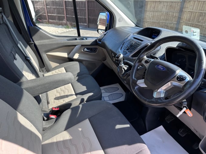 2025 Ford Transit Custom