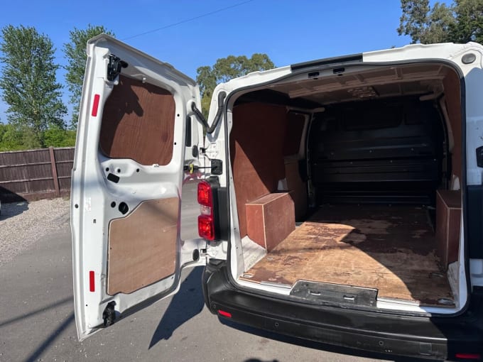 2025 Vauxhall Vivaro