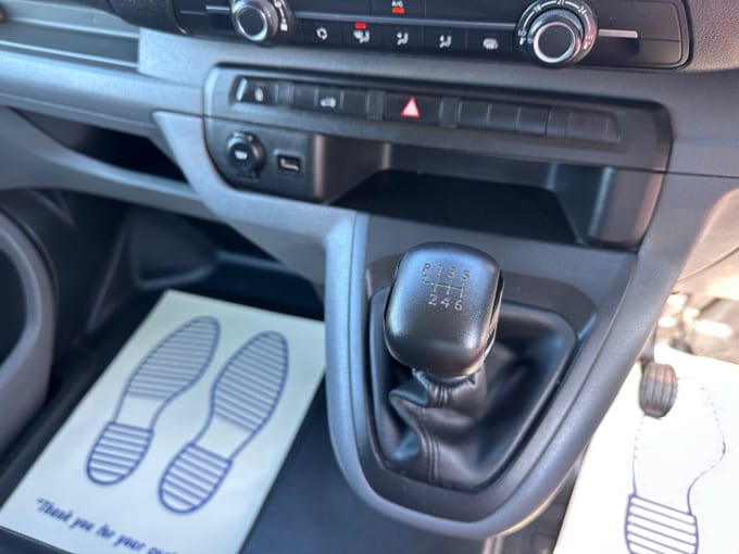 2025 Vauxhall Vivaro