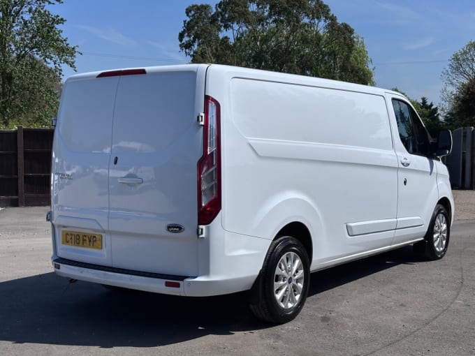 2025 Ford Transit Custom