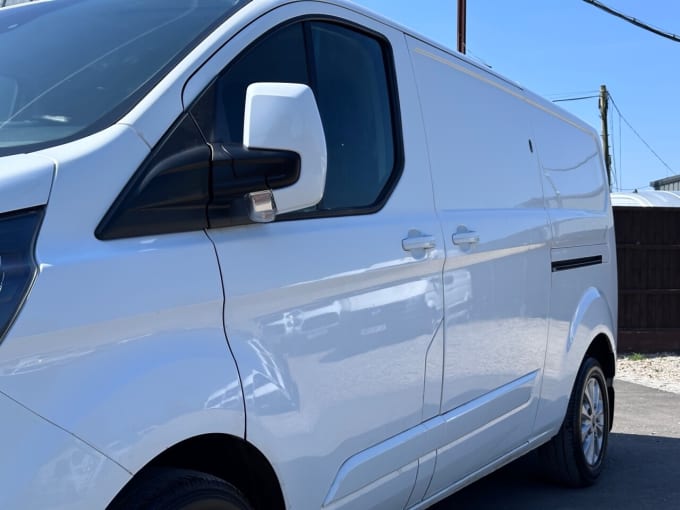 2025 Ford Transit Custom