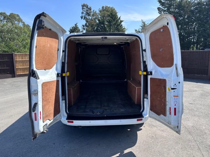 2025 Ford Transit Custom