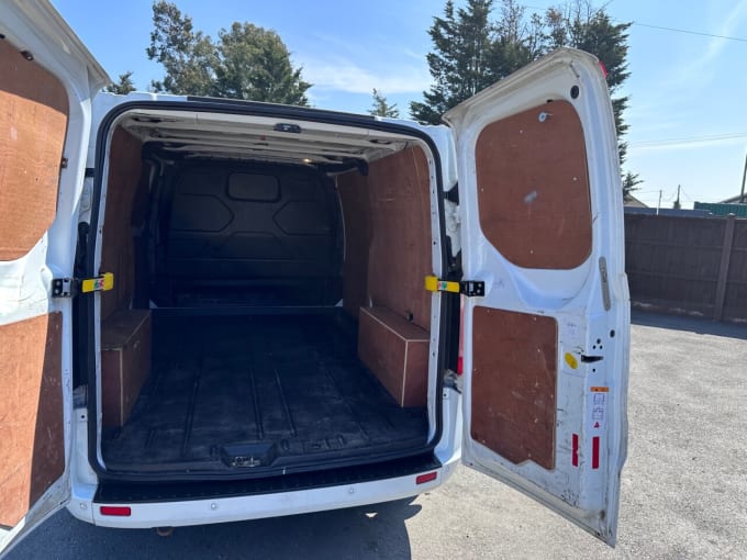 2025 Ford Transit Custom
