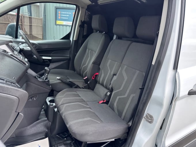 2025 Ford Transit Connect