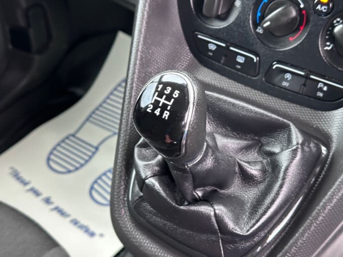 2025 Ford Transit Connect