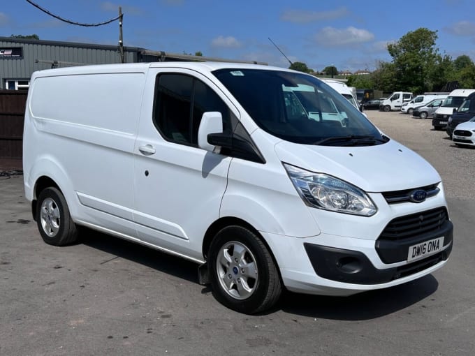 2025 Ford Transit Custom