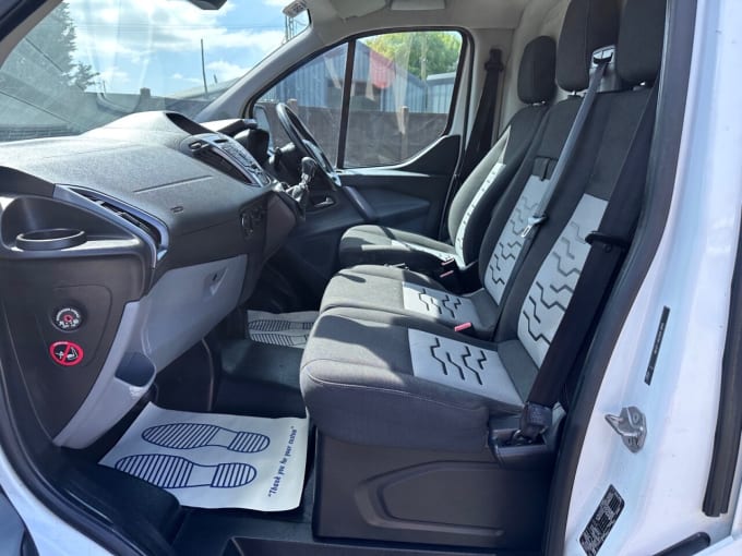 2025 Ford Transit Custom