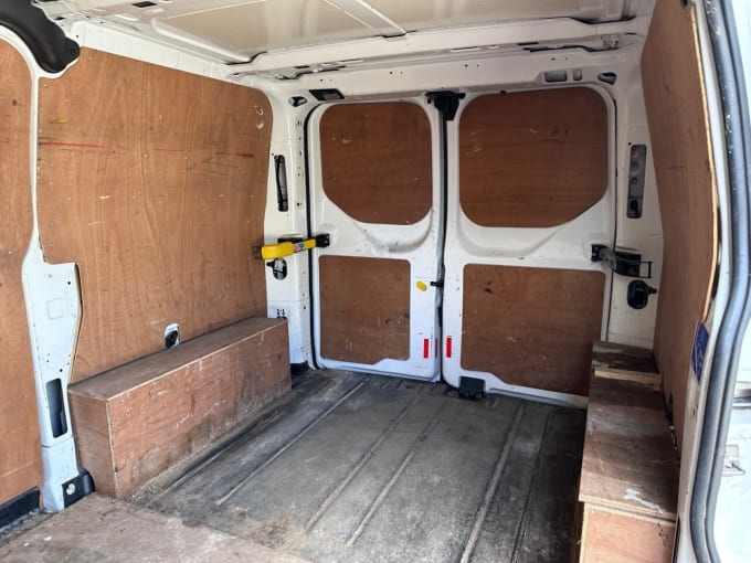2025 Ford Transit Custom