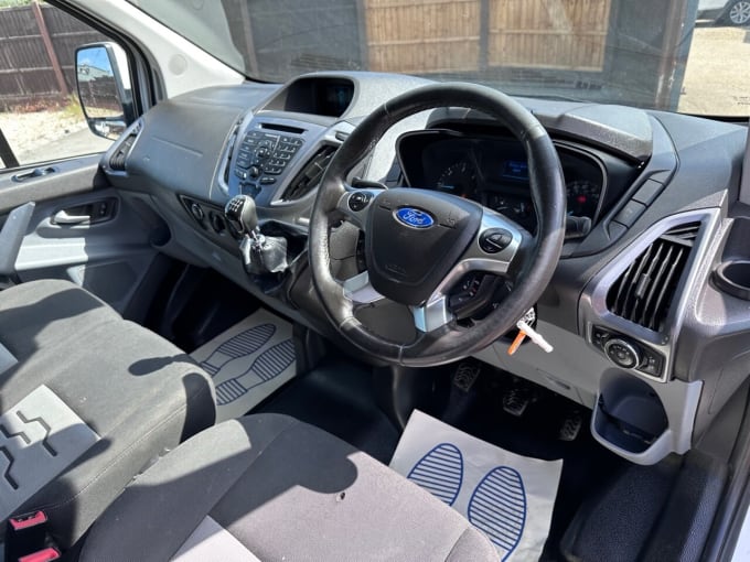 2025 Ford Transit Custom