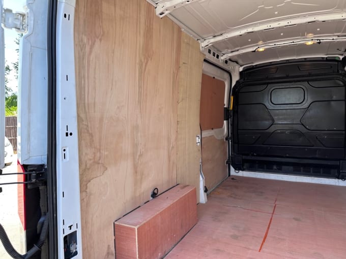 2025 Ford Transit