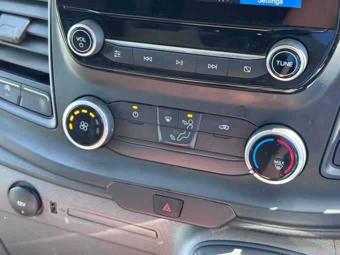 2025 Ford Transit