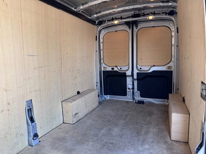 2025 Ford Transit