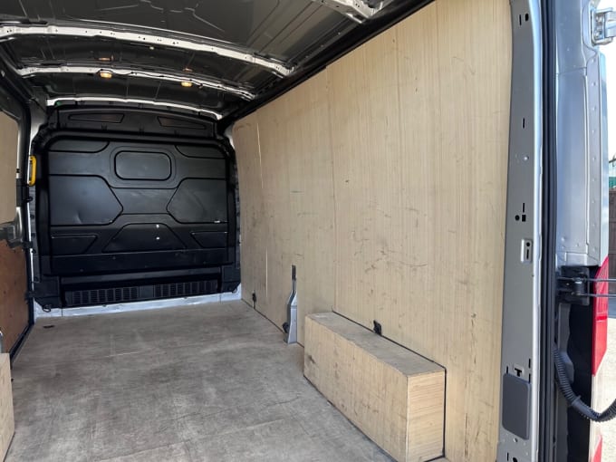 2025 Ford Transit