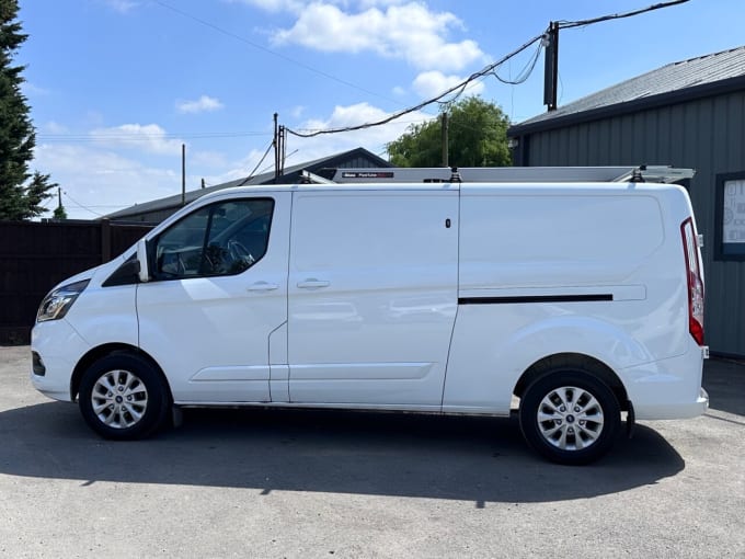 2025 Ford Transit Custom