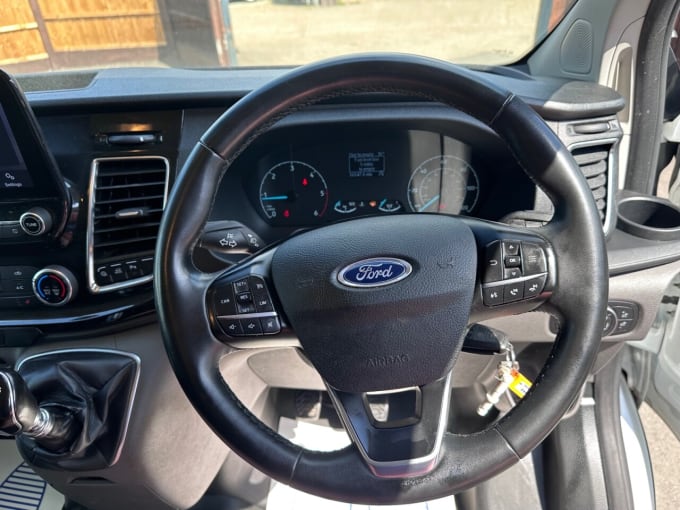 2025 Ford Transit Custom
