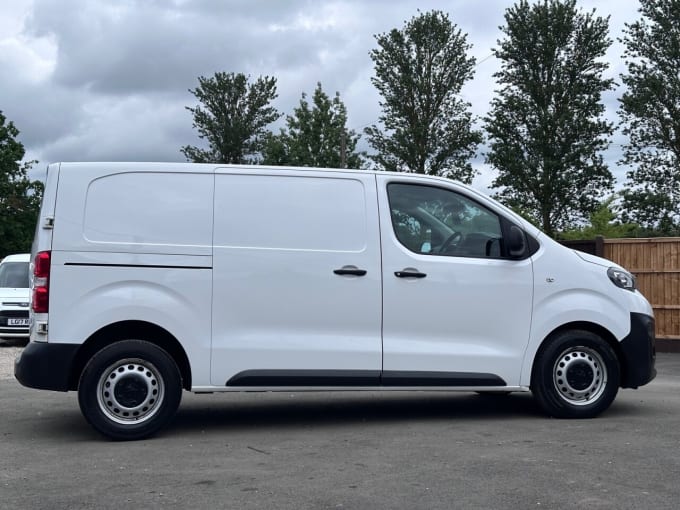 2025 Peugeot Expert