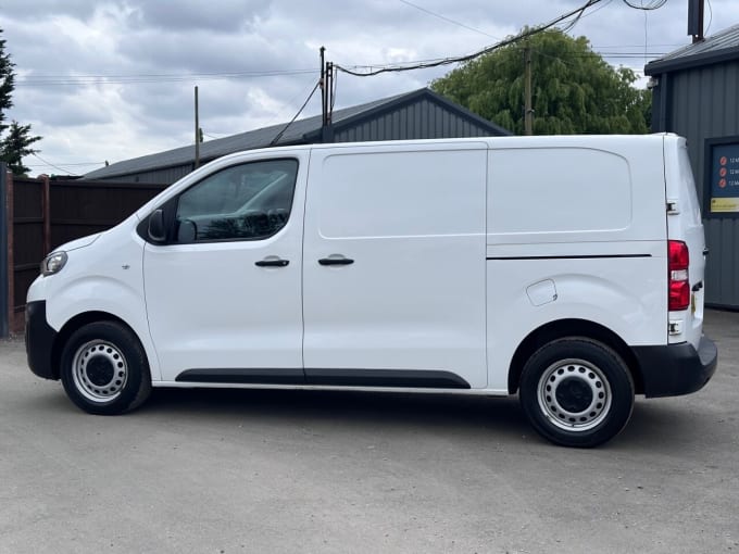 2025 Peugeot Expert