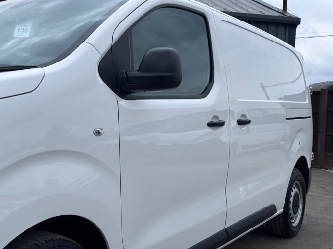 2025 Peugeot Expert