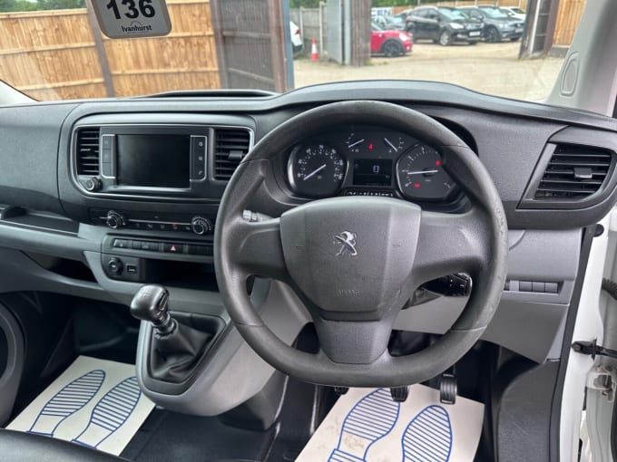 2025 Peugeot Expert