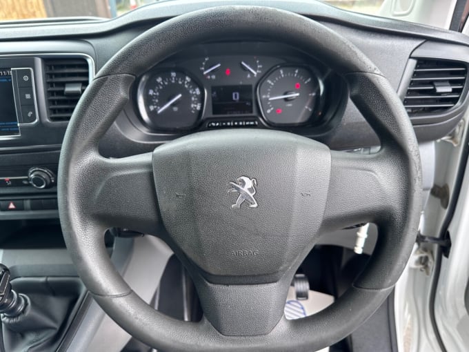 2025 Peugeot Expert