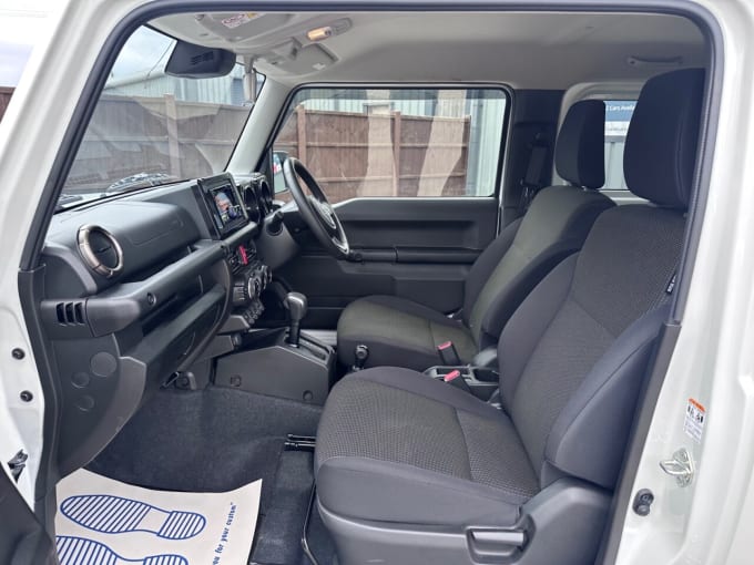 2025 Suzuki Jimny