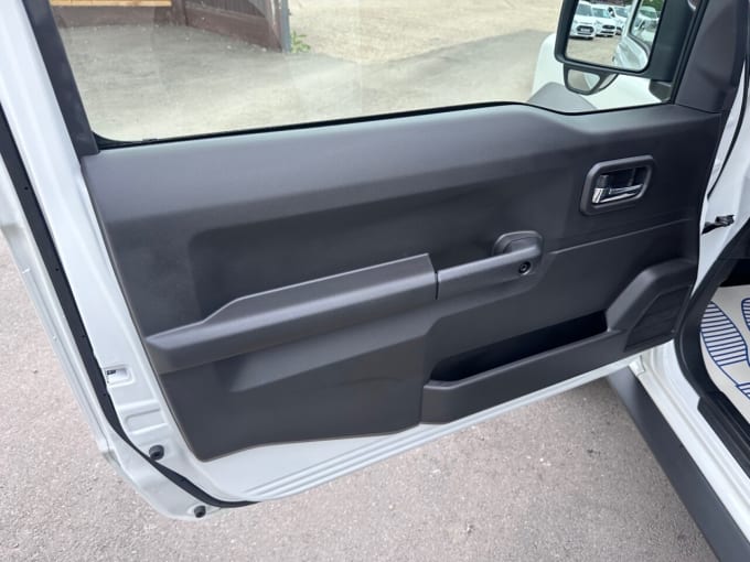 2025 Suzuki Jimny