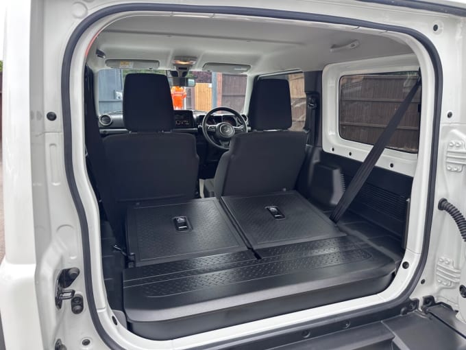 2025 Suzuki Jimny