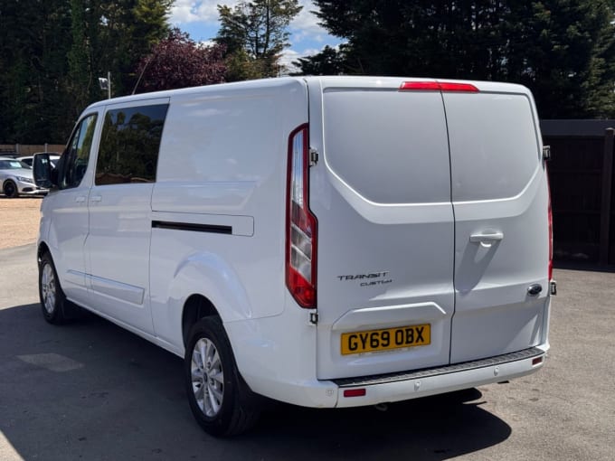 2025 Ford Transit Custom