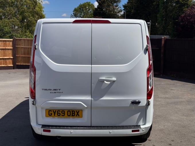 2025 Ford Transit Custom