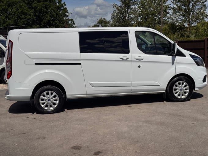 2025 Ford Transit Custom