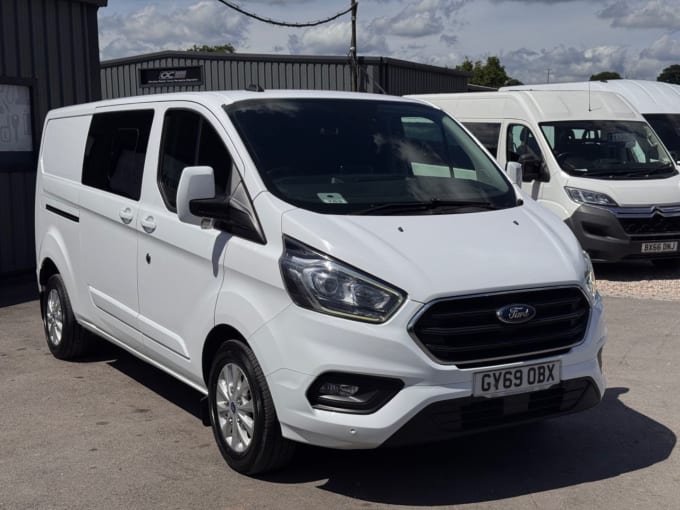 2025 Ford Transit Custom
