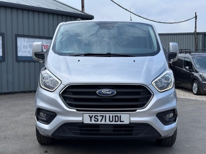 2025 Ford Transit Custom