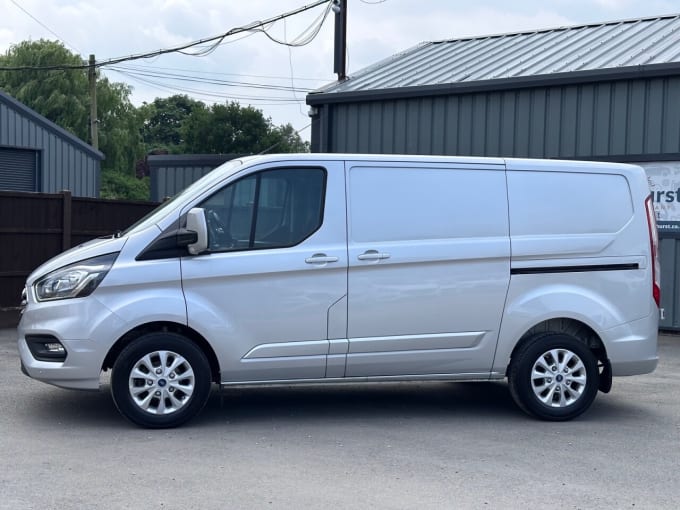 2025 Ford Transit Custom