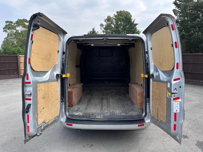 2025 Ford Transit Custom