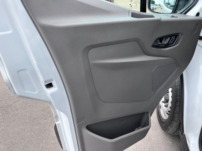 2025 Ford Transit
