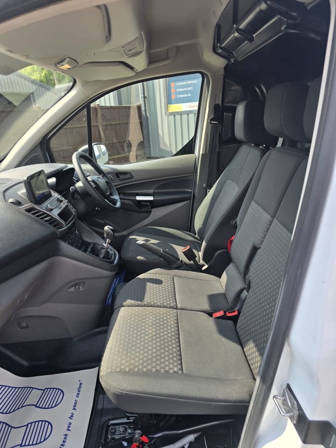 2025 Ford Transit Connect