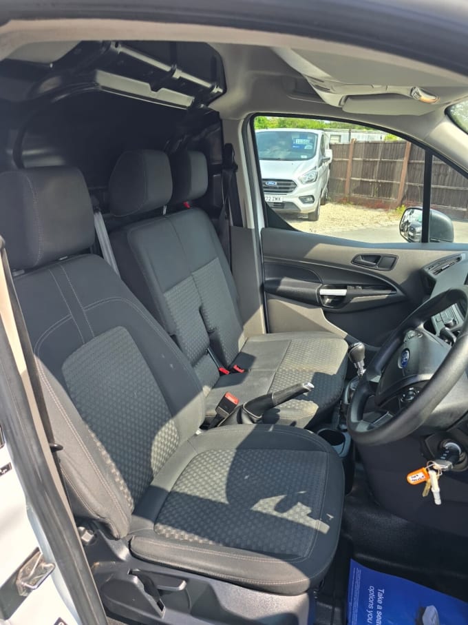 2025 Ford Transit Connect