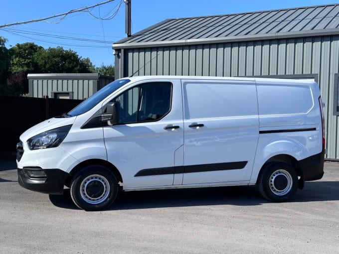 2025 Ford Transit Custom