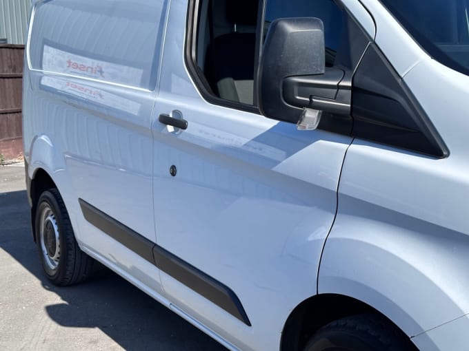 2025 Ford Transit Custom