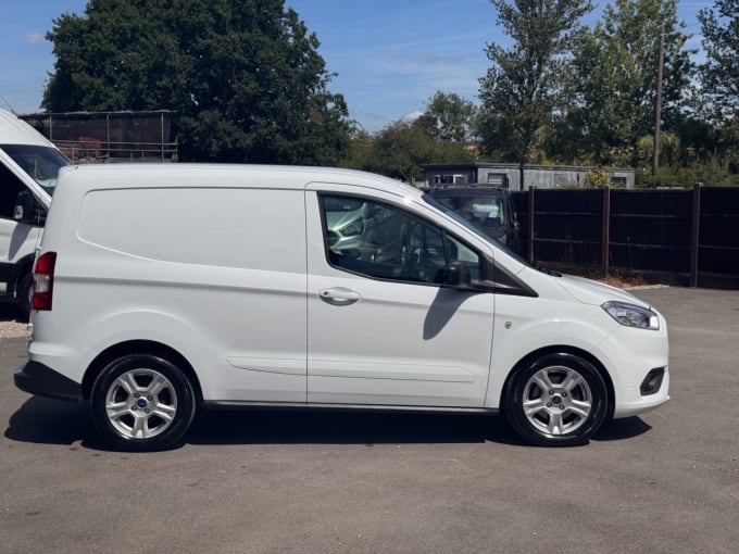 2025 Ford Transit Courier