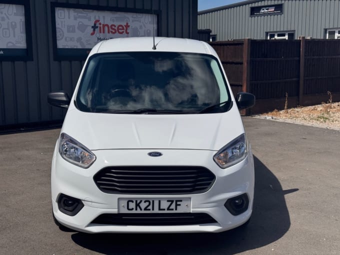 2025 Ford Transit Courier