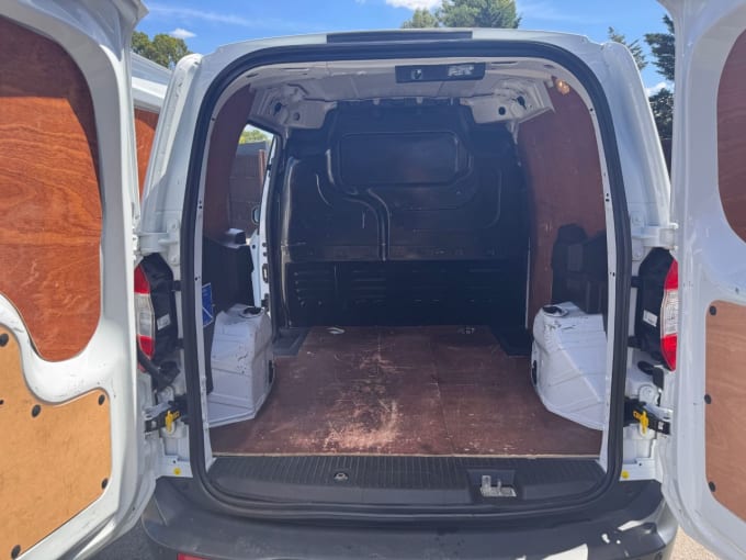 2025 Ford Transit Courier