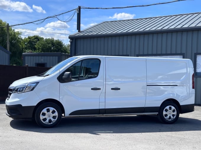 2025 Renault Trafic