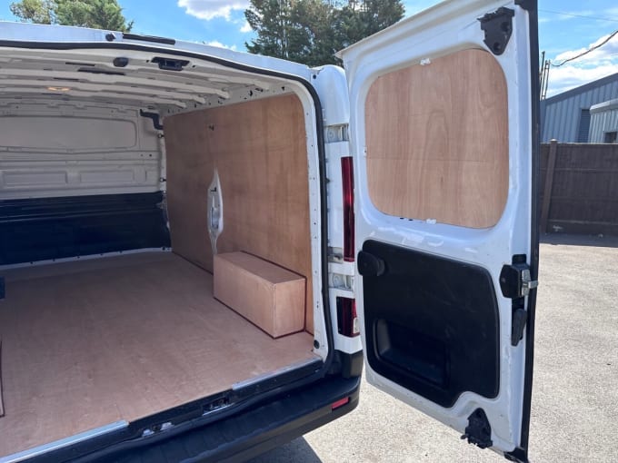 2025 Renault Trafic